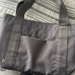 Beis-ics Tote NWOT